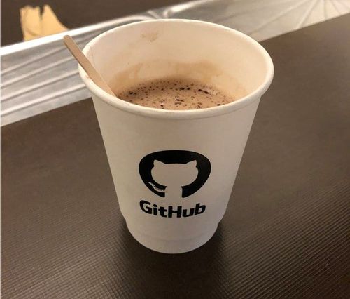 Gobelet de café avec logo Github.